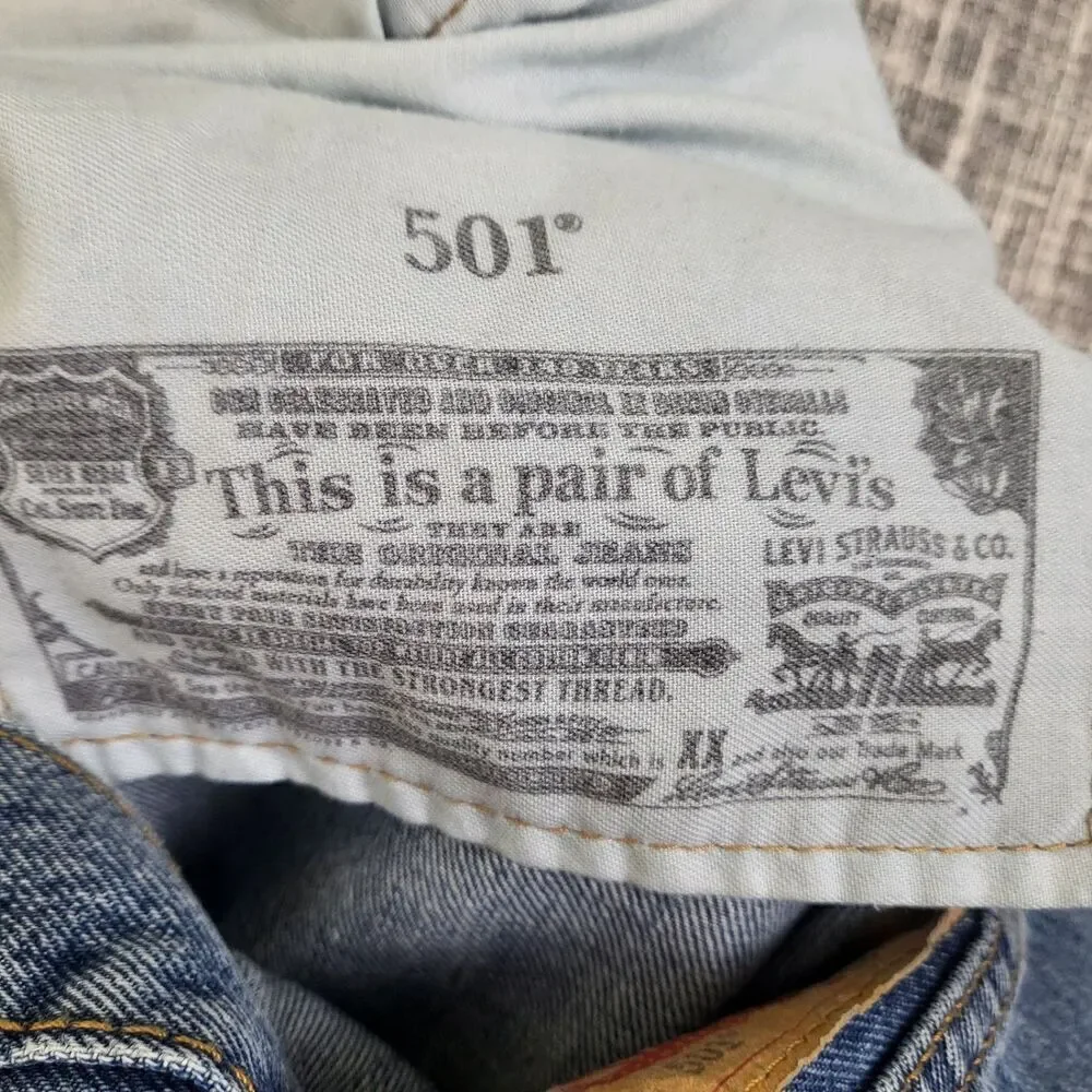 Levi's 501 Jeans Original Button Fly Straight Leg Lt-Med 38X30 (act. in pics)